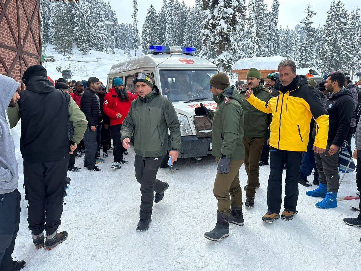 Indie. Policja: w lawinie w Kaszmirze zginęło dwóch polskich narciarzy