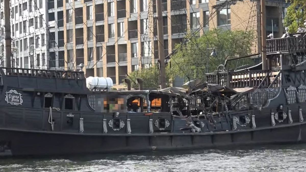 Kolizja Czarnej Perły na Motławie 