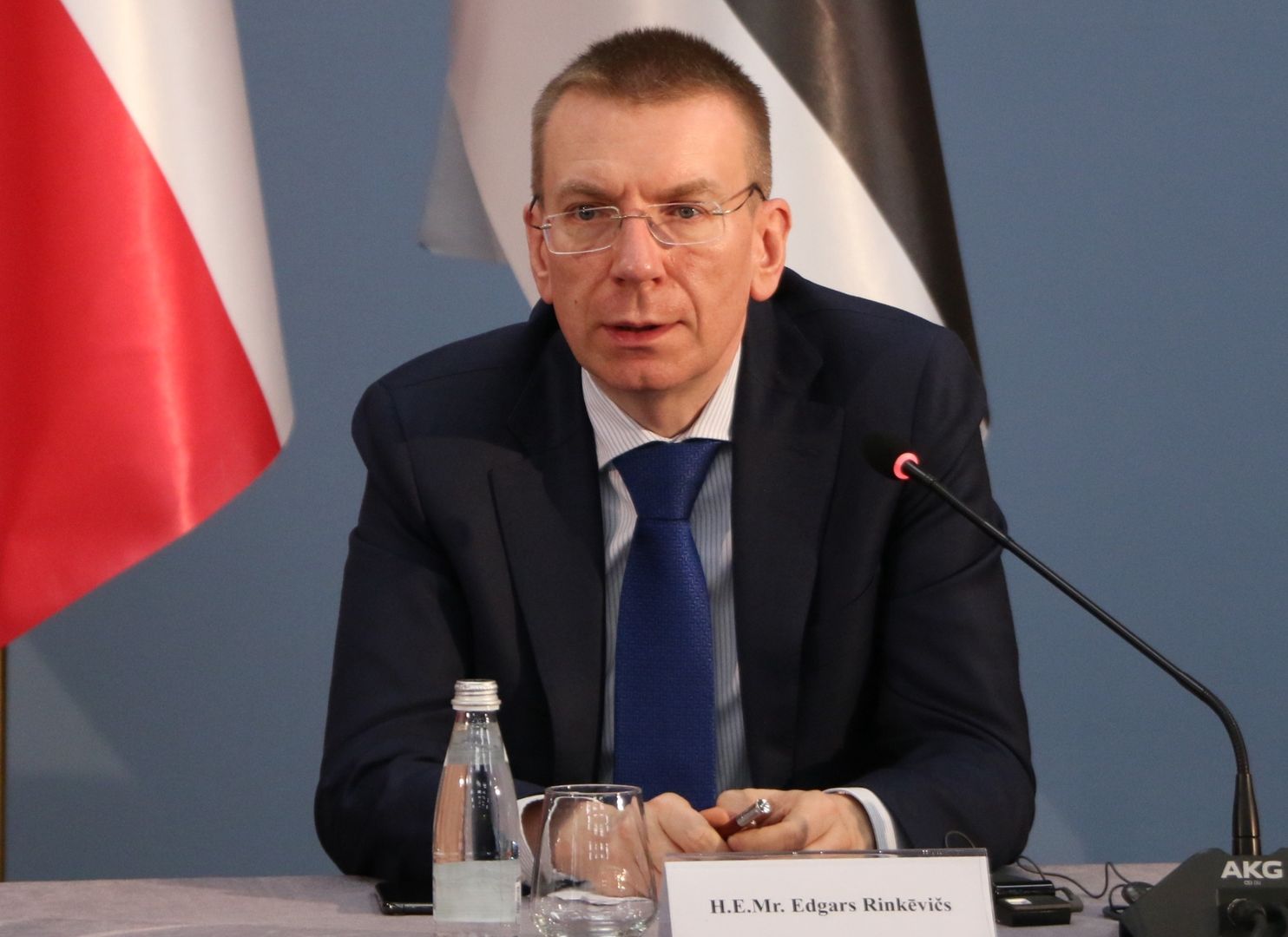 Łotewski minister złożył gratulacje Putinowi: "życzę porażki"