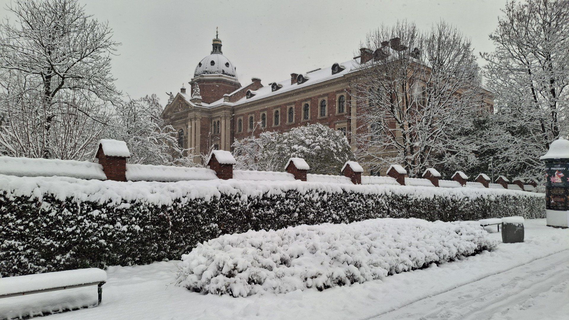 Kraków pod śniegiem. Atak zimy 23 listopada