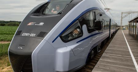 Pesa spóźnia się z pociągami dla PKP Intercity. Przewoźnik zaczął naliczać kary