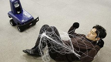 Tmsuk T-34 - robot ochronny naśladujący Spidermana | Wideo 1