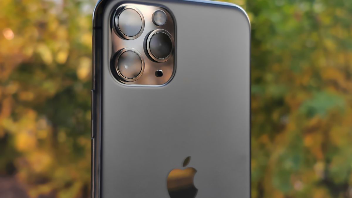 iPhone 11 Pro to pierwszy iPhone od lat, który dzielnie znosi starcie z konkurencją [TEST] 1
