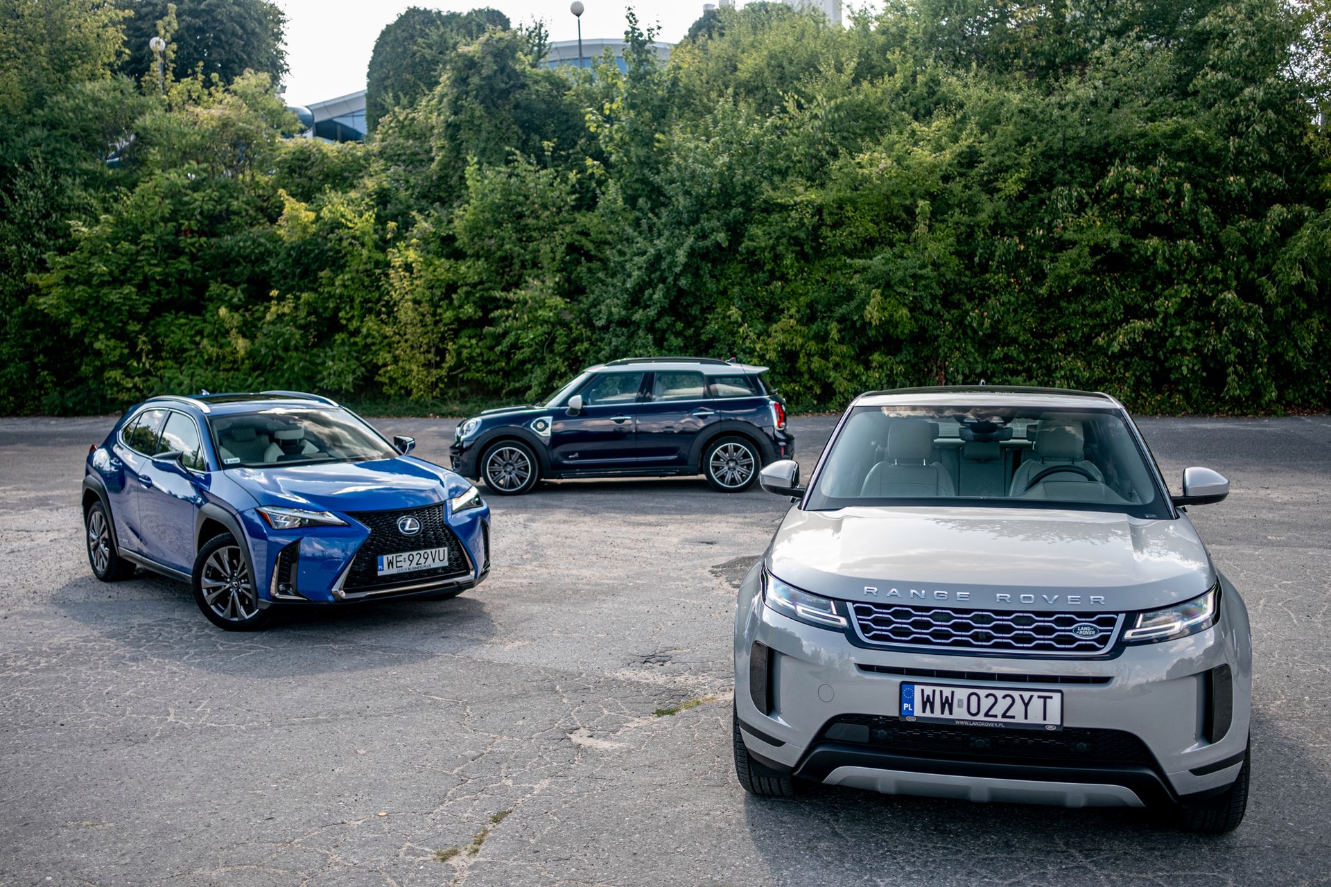 Mini Countryman Cooper S E, Range Rover Evoque D180 i Lexus UX 250h (fot. Błażej Żuławski)