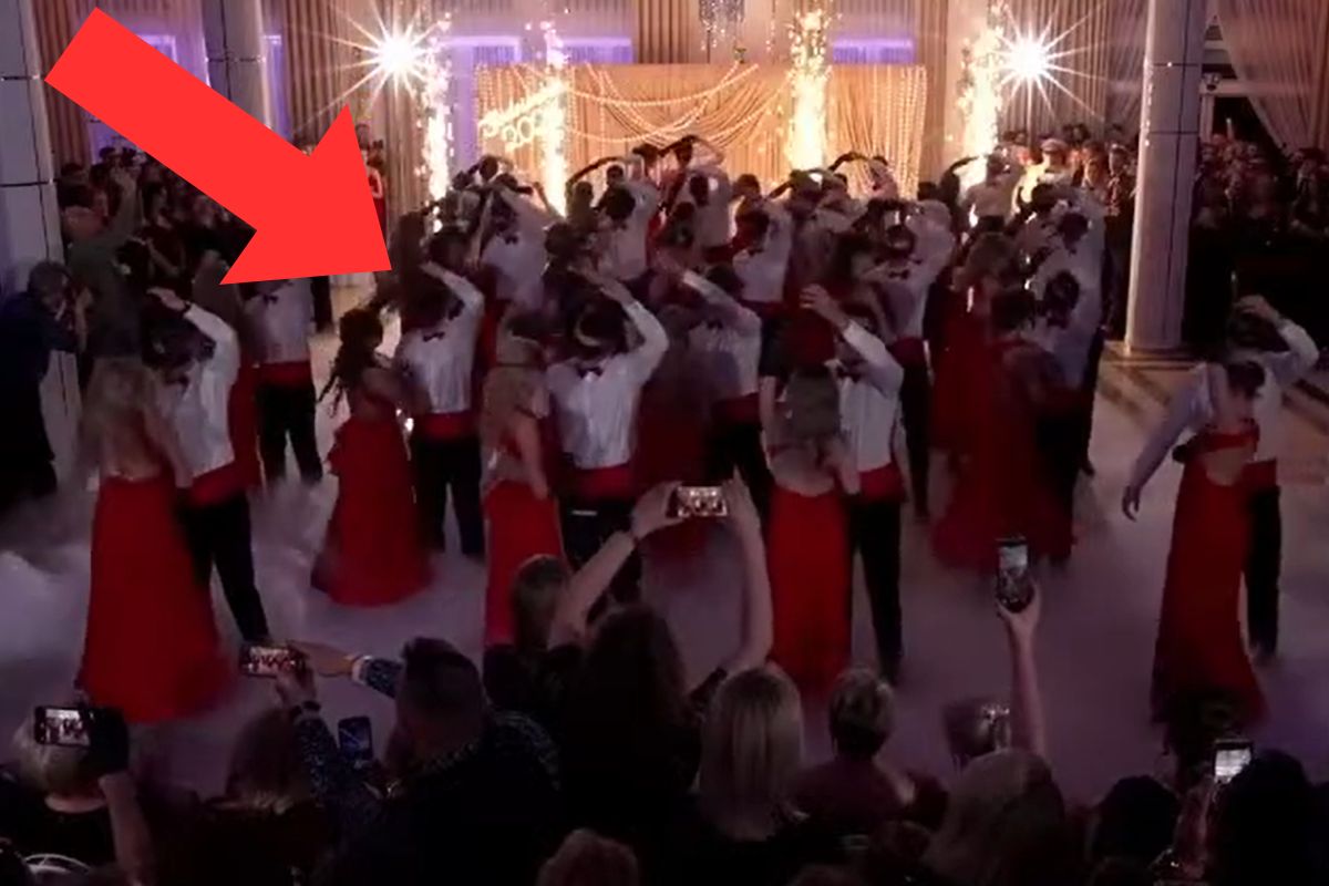 Aż chwycili za telefony. Nagranie z polskiej studniówki niesie się po sieci