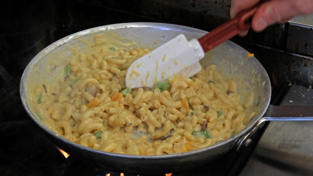 W Stanach się tym zajadają. Jednogarowy i błyskawiczny obiad