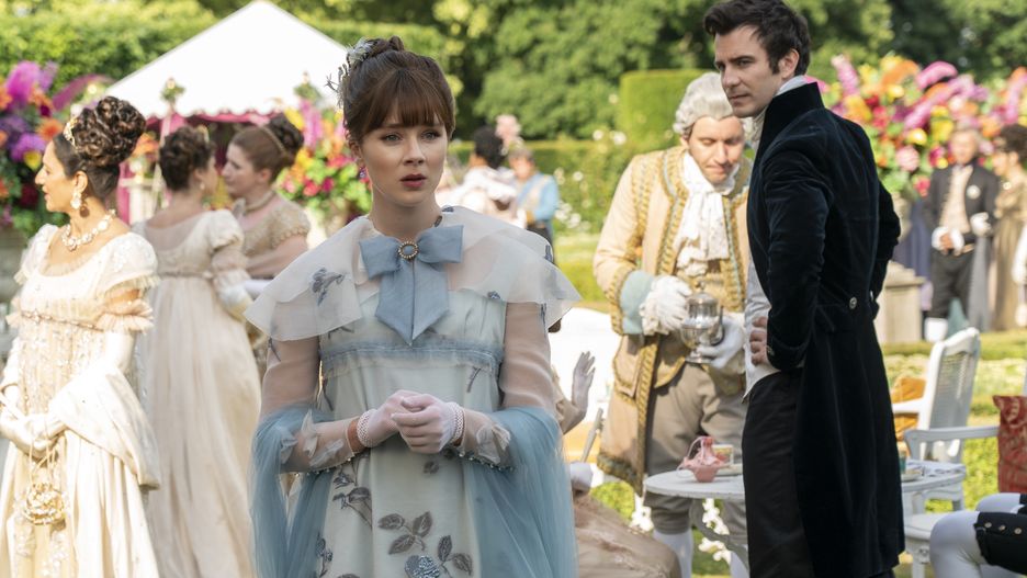 Bridgerton. (L to R) Claudia Jessie as Eloise Bridgerton, Luke Thompson as Benedict Bridgerton in episode 301 of Bridgerton. Cr. Liam Daniel/Netflix © 2024
1