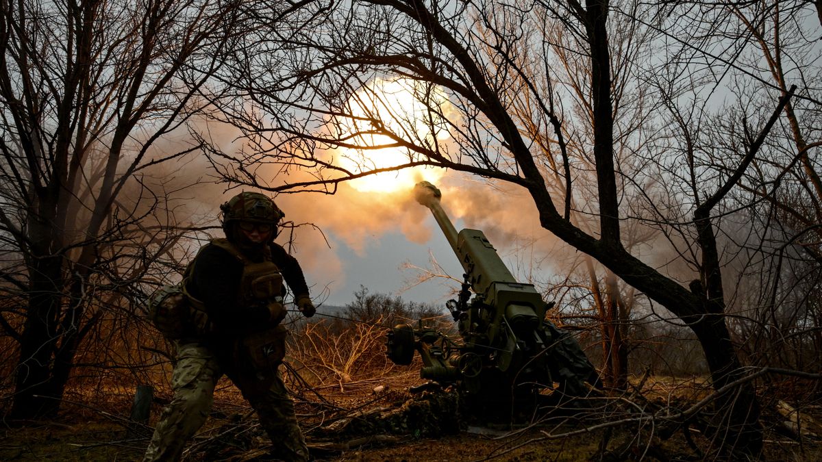 Soldiers of an artillery crew of the Rifle Battalion Special Unit of the Main Department of the National Police in the Zaporizhzhia region fire a 122-mm howitzer D-30 at the positions of Russian troops in the Zaporizhzhia direction in the Zaporizhzhia region, southeastern Ukraine, on January 11, 2025. NO USE RUSSIA. NO USE BELARUS. (Photo by Ukrinform/NurPhoto via Getty Images)