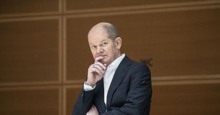 Krytyka kanclerza Niemiec. "Pokazuje Putinowi swój strach"