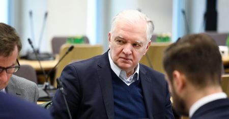 "Histeria posłów PiS wynika ze strachu". Gowin będzie zeznawać
