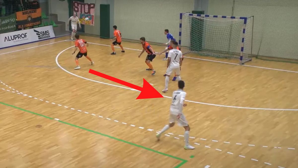 YouTube / Futsal Ekstraklasa / Wspaniały gol Mikołaja Zastawnika