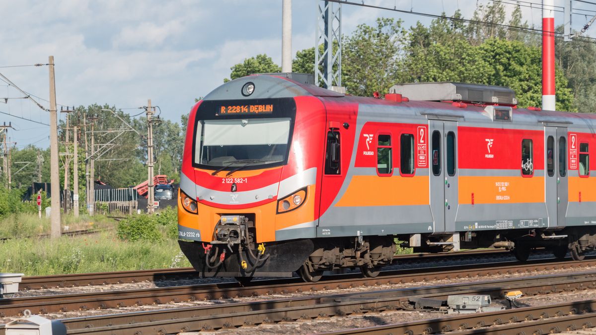 Na zdjęciu pociąg Polregio