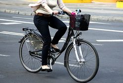 Jazda rowerem z telefonem surowo zabroniona. Kraj cyklistów zaostrza przepisy