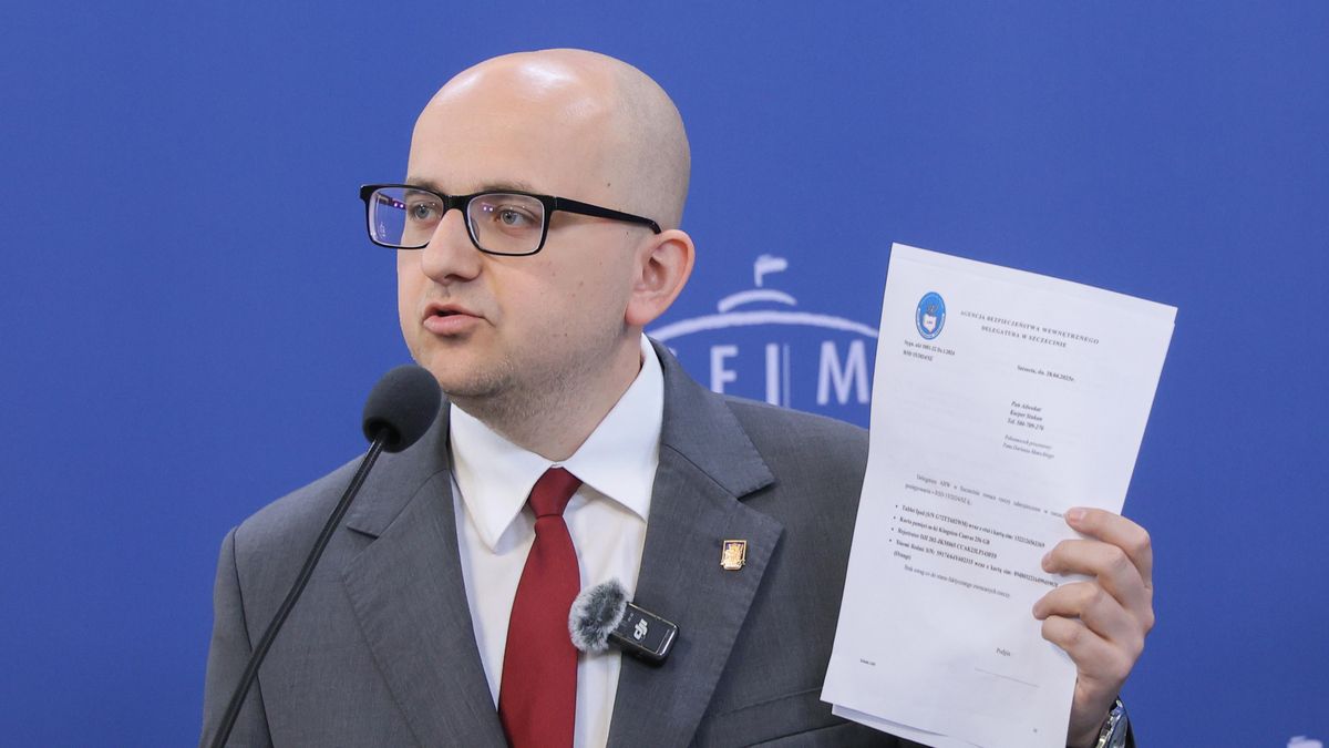 Dariusz Matecki
Warszawa, 07.05.04.2025. Pose� PiS Dariusz Matecki na konferencji prasowej w Sejmie w Warszawie, 7 bm. (doro) PAP/Rafa� Guz
Rafa� Guz
ABW, dokument, konferencja, pis, polityk polityka, posiedzenie, pos�owie, prasowa, Sejm