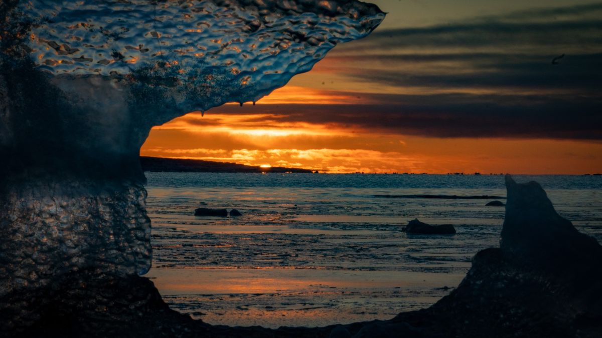 Polarnicy pożegnali Słońce na kilka miesięcy