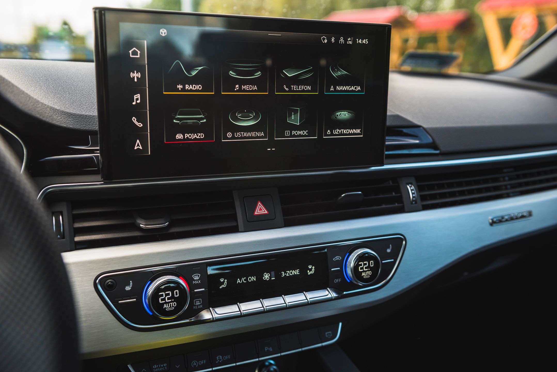 Odświeżone Audi A4: Nowy system MMI oraz funkcje na zamówienie 3