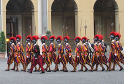 Watykan: przysięga gwardzistów szwajcarskich