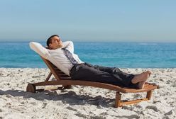 Długi urlop? Tylko na etacie