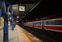 Bieńkowska: PKP Intercity będzie zwracać 100 proc. ceny biletów