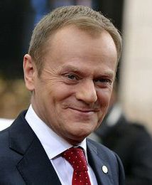 Tusk: Polska ciągle musi oszczędzać, budżet na 2014 r. dość ostrożny