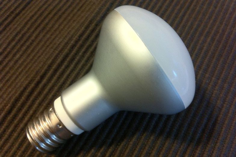 Rusza akcja wymiany oświetlenia. Rozdadzą ponad 700 żarówek LED