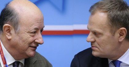 Rząd szykuje skok na OFE, bo jest pod ścianą