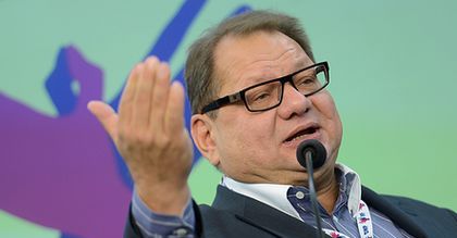 Kalisz proponuje bezwarunkowy minimalny dochód podstawowy