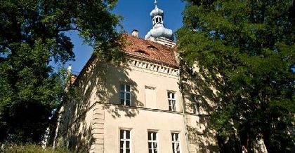 ANR nie może sprzedać zabytkowych pałaców, mieszkają w nich lokatorzy