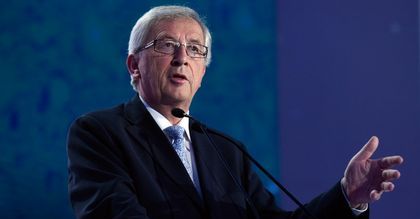 Juncker: Euro wcale nie dzieli Europy, ono ją chroni