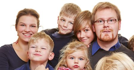 Kolejne firmy dołączają do Karty Dużych Rodzin