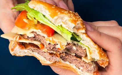 UE nie chce w burgerach amerykańskiej wołowiny GMO