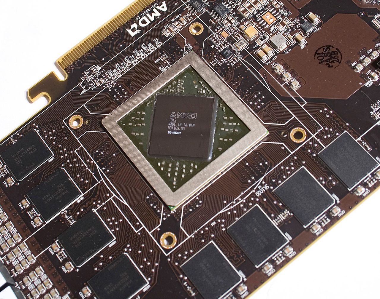 AMD Radeon HD 7000 - Nvidia ma się czego obawiać!