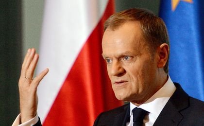 Tusk o osłabieniu złotego: obecnie nie ma potrzeby interwencji