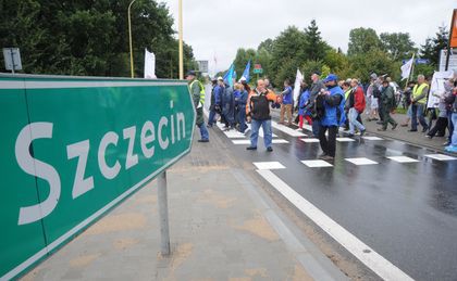 Akcjonariusze stoczni w Świnoujściu za połączeniem z "Gryfią"