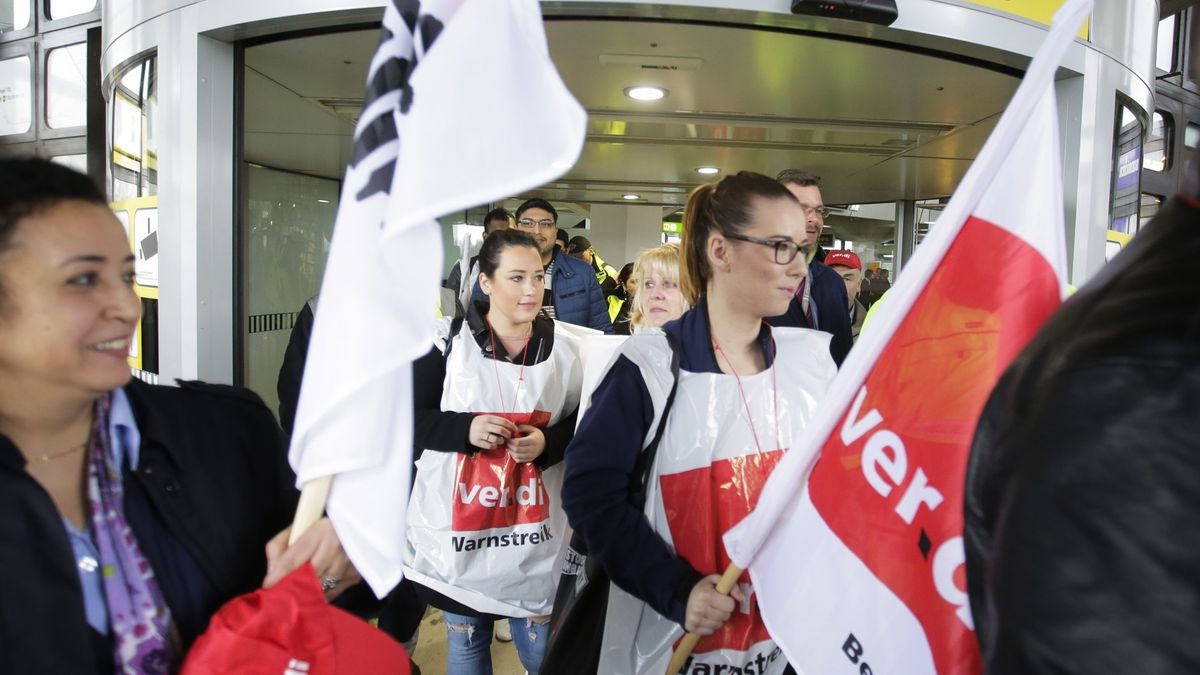 Rada zakładowa ostro skrytykowała tempo, w jakim mają być przeprowadzone zapowiedziane zwolnienia z pracy