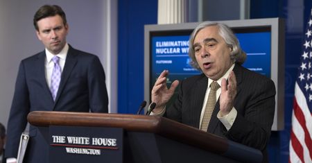Atom w Iranie. Stratfor: Porozumienie mocarstw z Teheranem osłabi pozycję Rosji