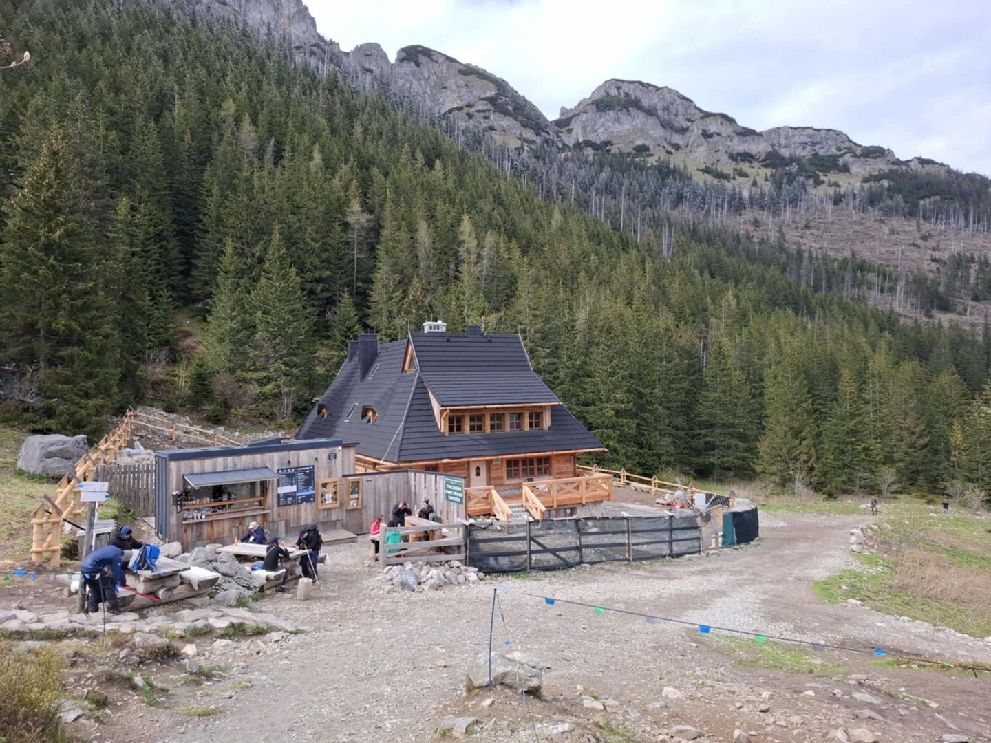 Nowe schronisko na Hali Kondratowej