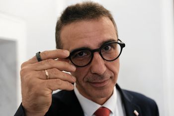 Inteligentne okulary posła Sachajko. "Kompletny brak odpowiedzialności"