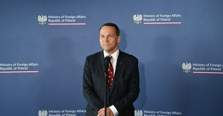 Sikorski reaguje na stanowisko ministerstwa obrony Rosji