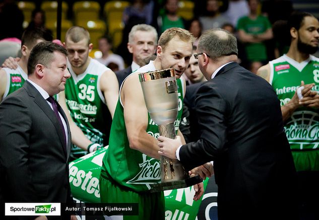 Łukasz Koszarek ma sporo sukcesów w zespole Stelmetu BC