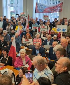 Kolejna awantura o CIC. Znów emocje w Piotrkowie Trybunalskim