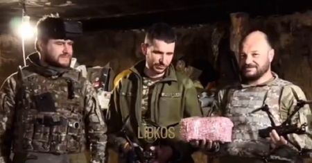 Ukraińcy wysłali Rosjanom paczkę na święta. A w niej same niespodzianki
