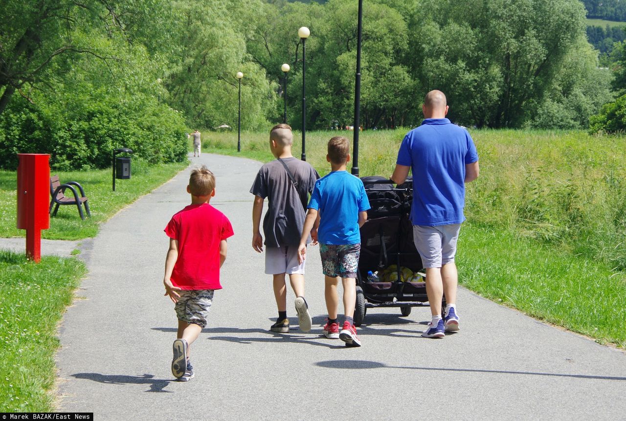 Rodzice mogą stracić nawet kilkanaście tysięcy złotych. Uwaga na ten przepis