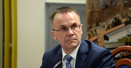 Podatek od wpływów reklamowych. Sellin szacuje, że w 2022 r. przyniesie 800 mln zł