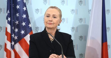 Clinton lobbuje na rzecz koncernu energetycznego