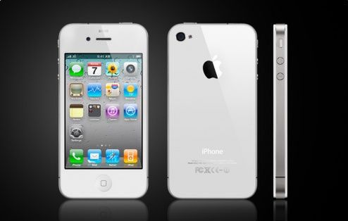 Biały iPhone 4 znów przesunięty. Przez antenę?