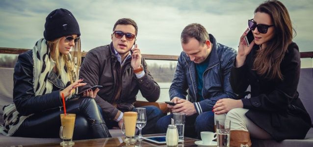 Jak kulturalnie rozmawiać przez telefon?