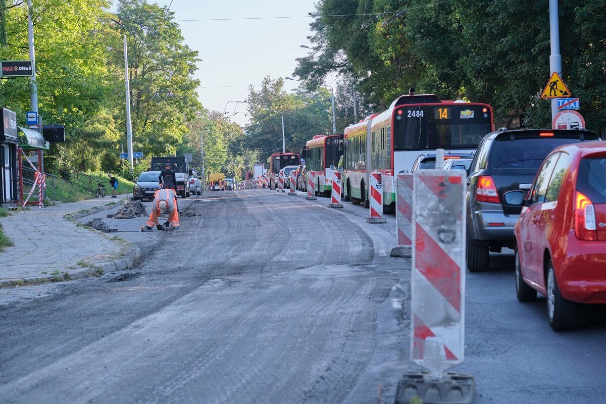 Remont ul. Nadbystrzyckiej, kierowcy utknęli w korku