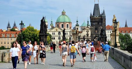 Czesi mogą wyprzedzić Polskę w wyścigu o atom