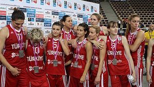 ME 2013: Turcja już w półfinale